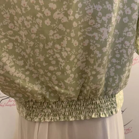 BUFFALO. Sz Medium. Blouson Wrap Side Tie Blouse. Neck Snap. Relaxed Fit. B9 - Picture 3 of 6